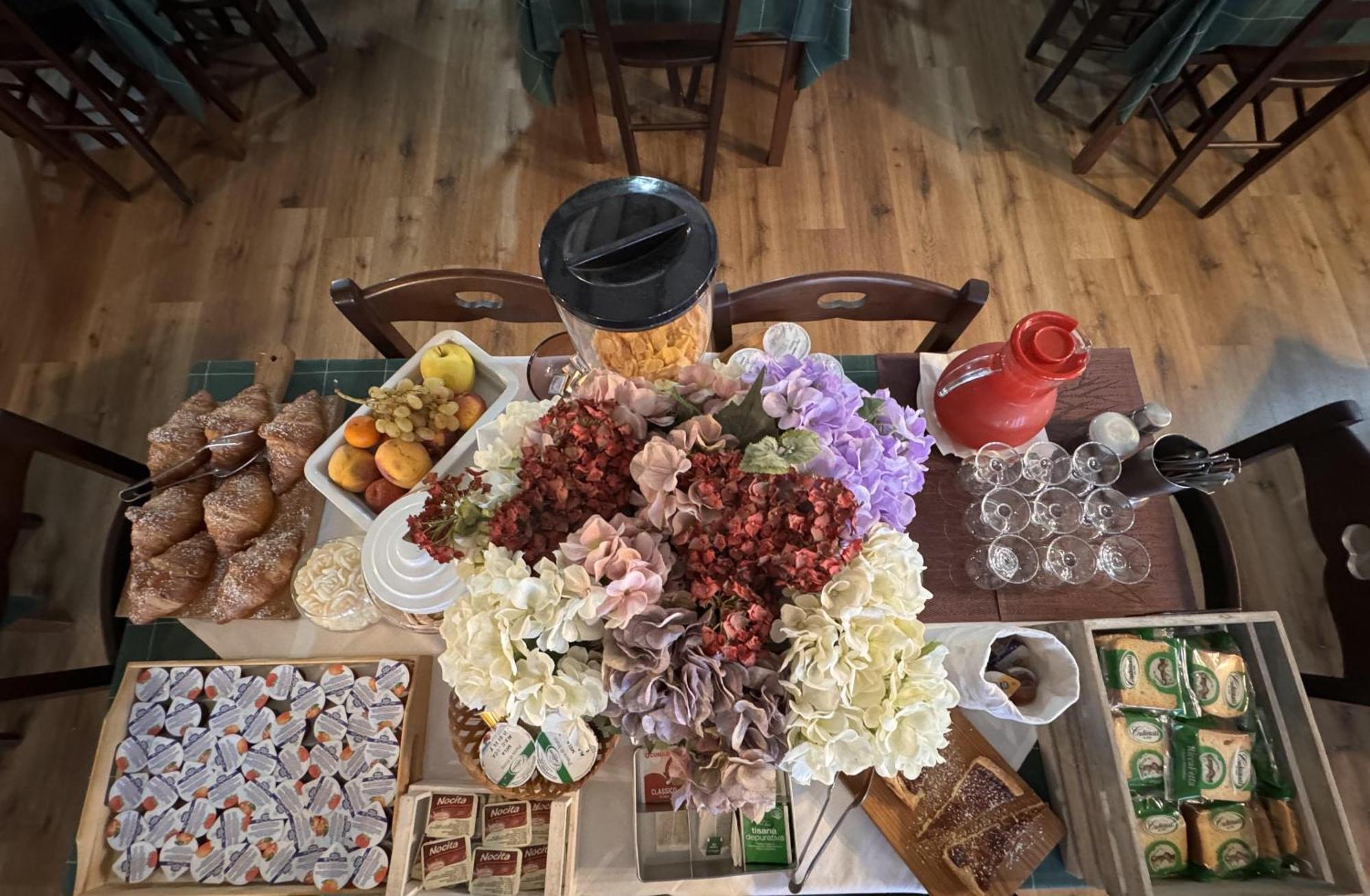Albergo Canella Fuipiano Valle Imagna ภายนอก รูปภาพ